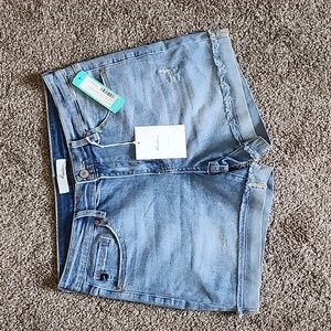 BNWT Kan Can frayed hem Denim short